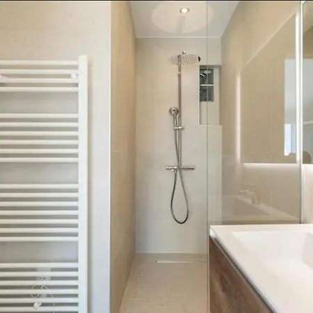 3 Bedrooms 2 Terraces In