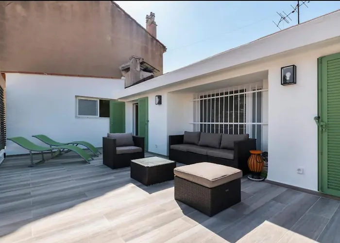 3 Bedrooms 2 Terraces In Cannes