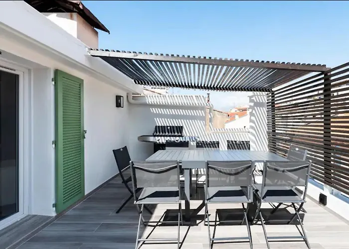 3 Bedrooms 2 Terraces In Cannes
