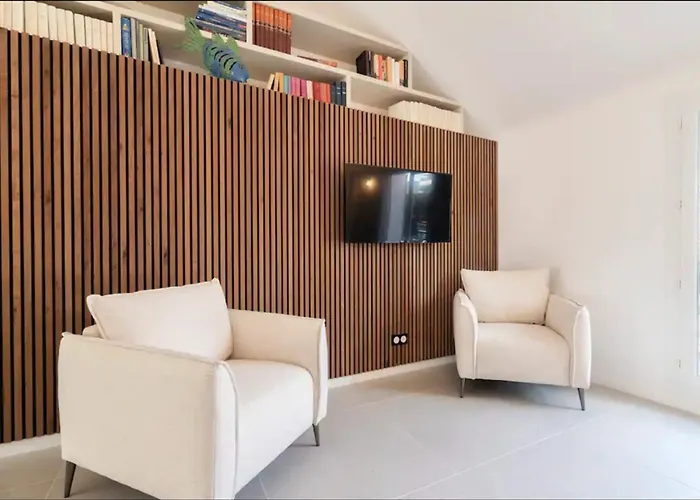 3 Bedrooms 2 Terraces In *