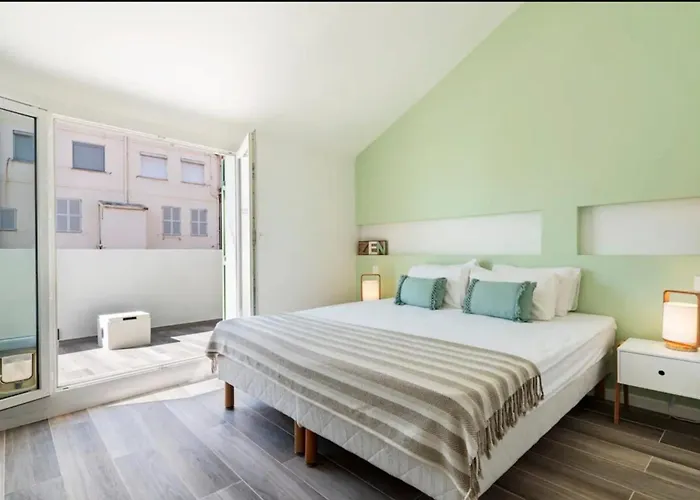 3 Bedrooms 2 Terraces In Apartment