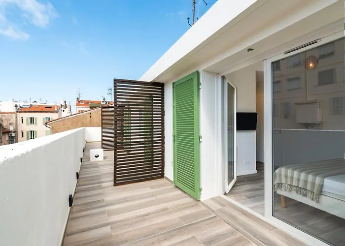 Apartment 3 Bedrooms 2 Terraces In