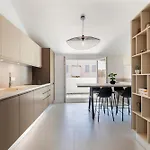 3 Bedrooms 2 Terraces In كان